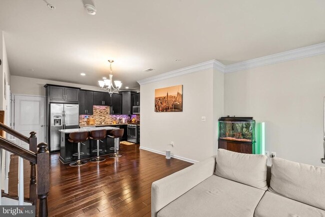 Photo - 43151 Wealdstone Terrace