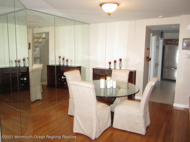 Photo - 101 Cotswold Cir