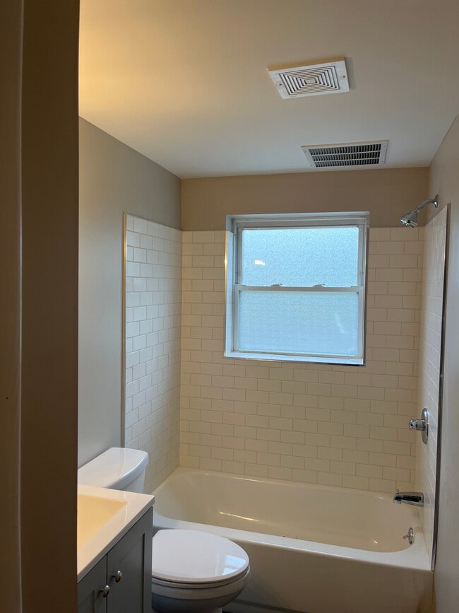 Baño - 4347 Union Rd Unidad 3