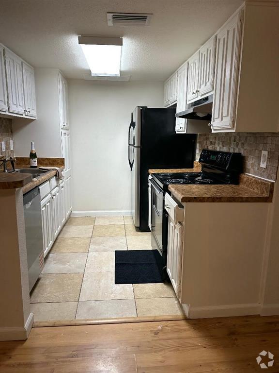 Building Photo - 12955 South Blvd Unit 40 Rental
