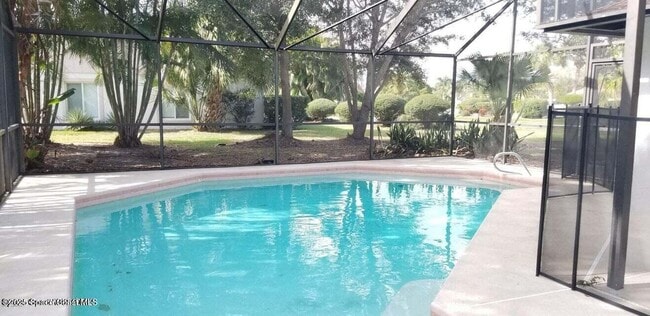 Photo - 300 Olympia Ct