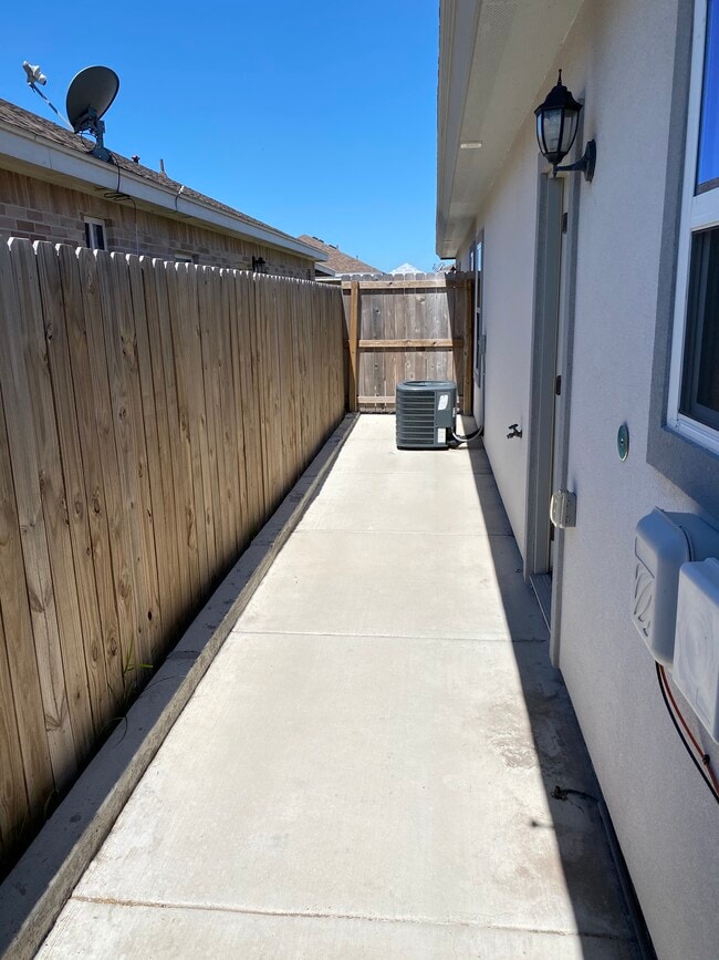 Photo - 513 Teague Avenue