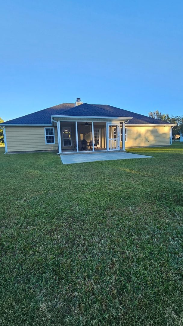 Photo - Country living but conveniently located in Kingsgate S/D in North Lowndes County near Moody AFB.
