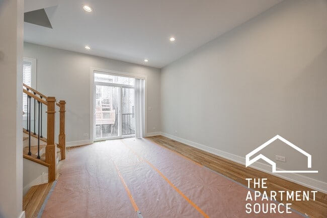 Photo - 858 N Paulina St Unit ch3