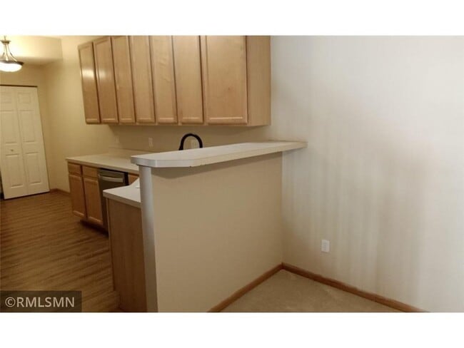 Photo - 5050 Holly Ln N