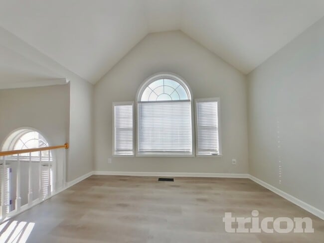 Photo - 102 Bonnabel Ct