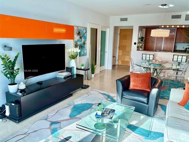 Building Photo - 1500 Ocean Dr Unit 809 Rental