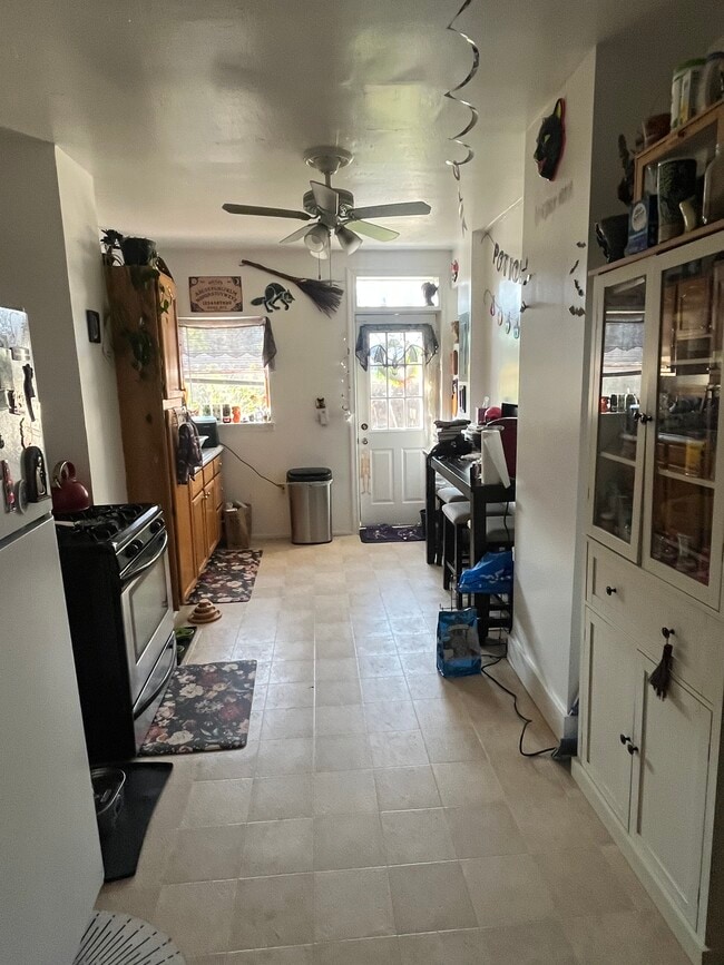 Photo - 707 Bunnecke Ave