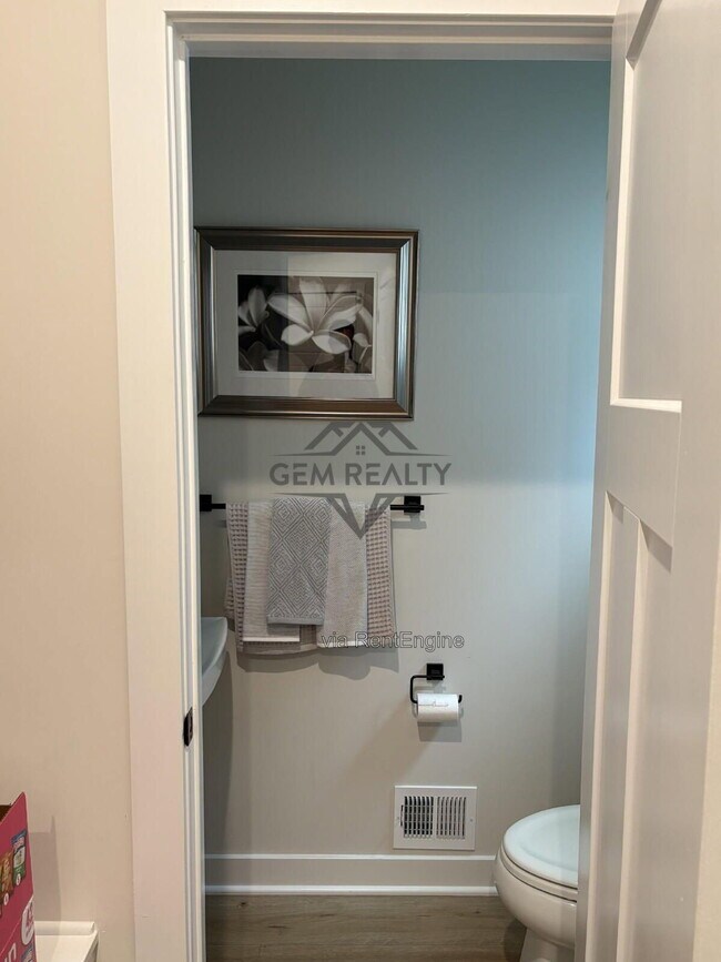Photo - 6504 Hawkeye Dr