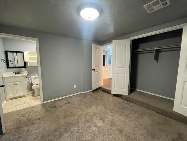601 Richmond Dr