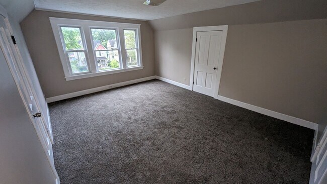 Photo - MULTI FAMILY TRIPLEX Unidad 3