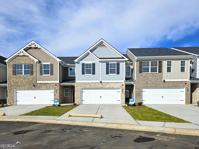 Photo - 338 Lanier Cir