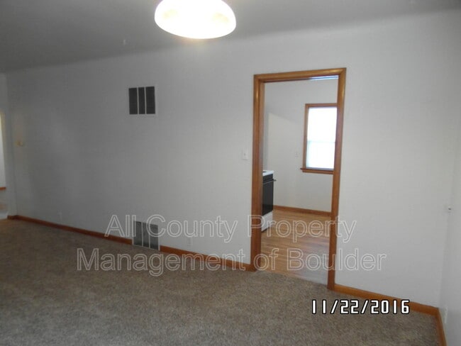 Photo - 1034 Pratt St