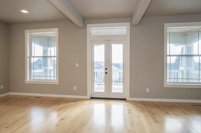 Photo - 1749 Skyline Ridge Ln SW