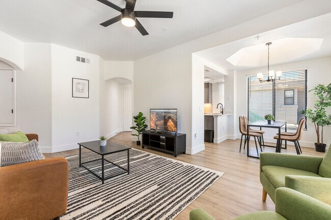 Photo - 15608 N 71st St Unit ID1035265P