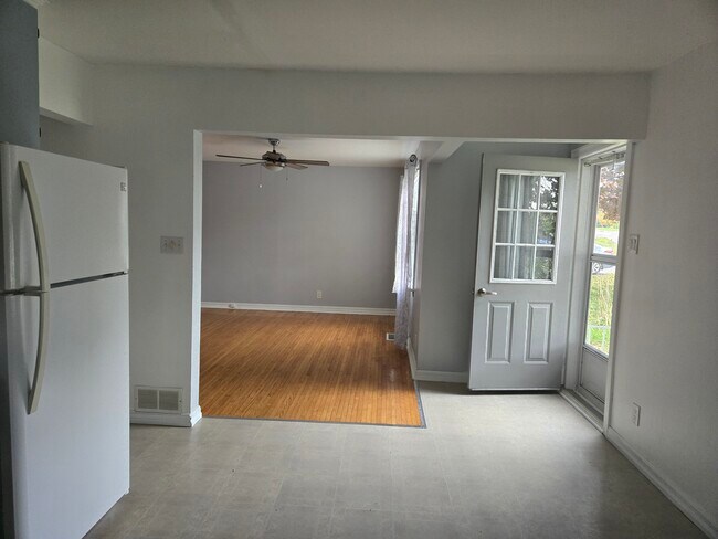 Photo - 338 Highland Rd