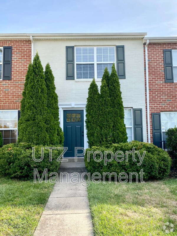 Building Photo - 538 Wellington Ct Rental