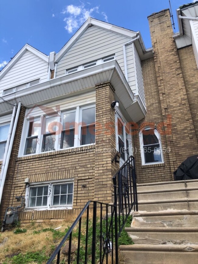 3 BEDROOM HOME FOR RENT IN UPPER DARBY - 3 BEDROOM HOME FOR RENT IN UPPER DARBY