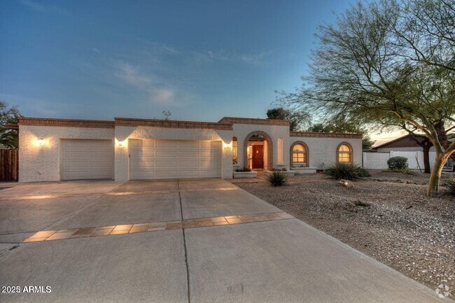 Building Photo - 5345 E Crocus Dr Rental