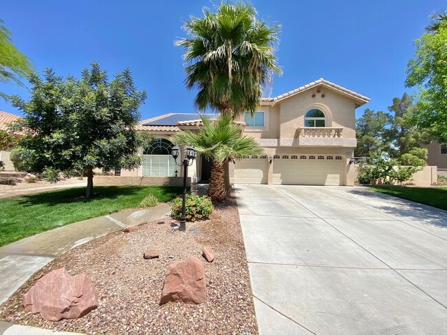 BEAUITFUL GATED PROPERTY 6 BEDROOMS/3 FULL... - BEAUITFUL GATED PROPERTY 6 BEDROOMS/3 FULL... House