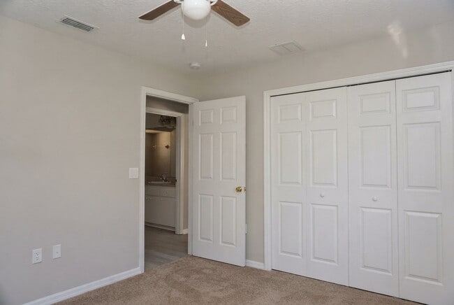 11184 N Tulsa Terrace
