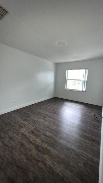 Photo - 9924 Sweepstakes Ln Unidad 8