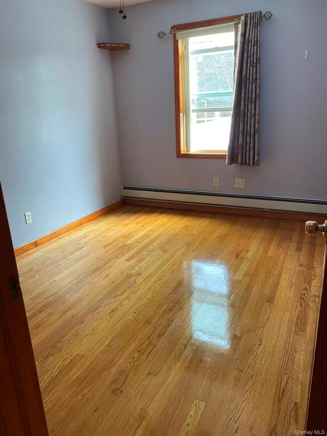 Photo - 142-44 56th Rd