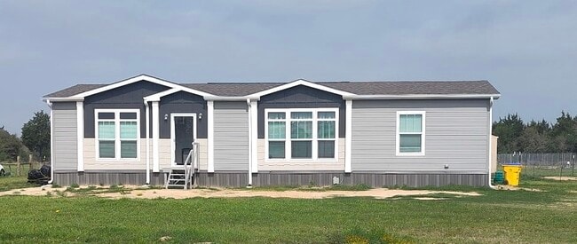 Building Photo - 1093 Anna Ln