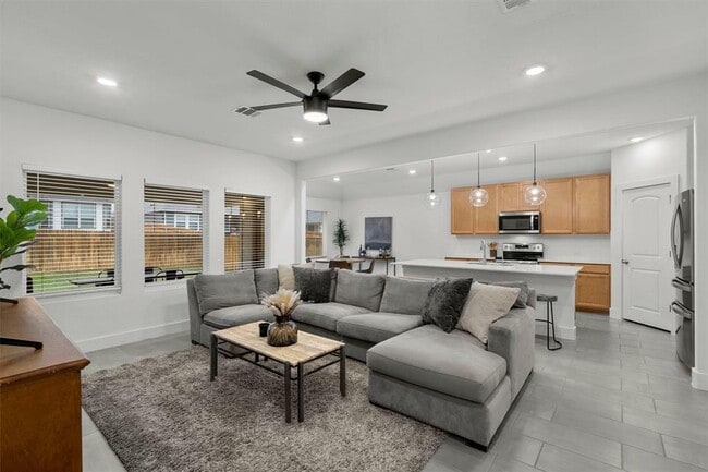 Photo - 19328 Colgin Dr