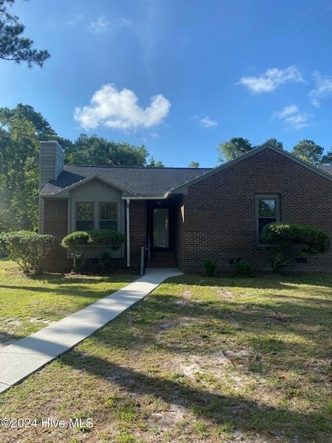 Photo - 124 Sandybrook Rd Townhome