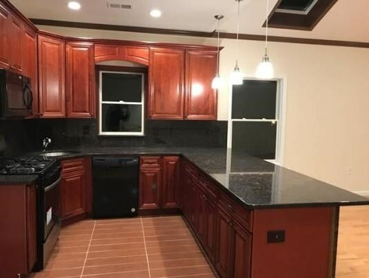 Building Photo - 17 Gardner Ave Unit 2