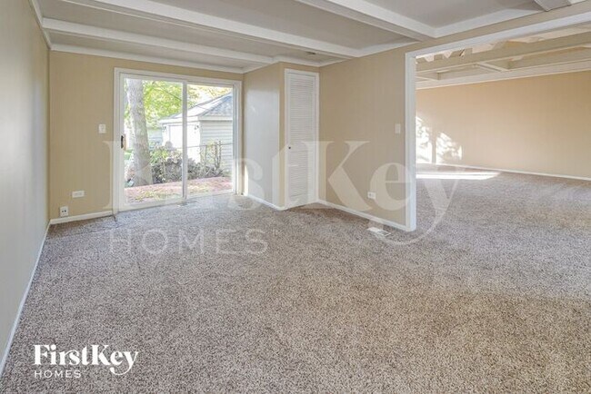 Photo - 1951 Bristol Cir