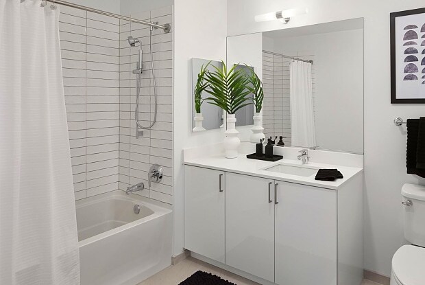 Photo - 808 W Van Buren St Unidad 808