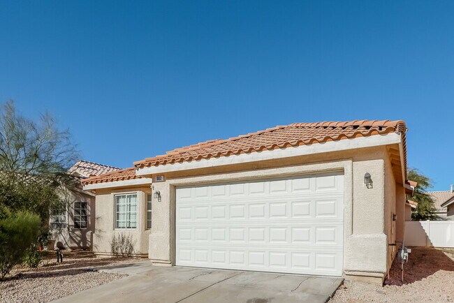 Photo - 1002 Emerald Stone Ave