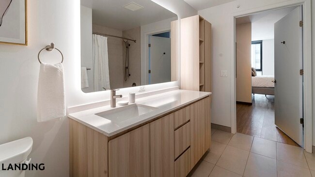 Photo - 513 S Damen Ave Unidad 702