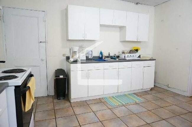 Photo - Two Bedroom //   Allston - Union Square