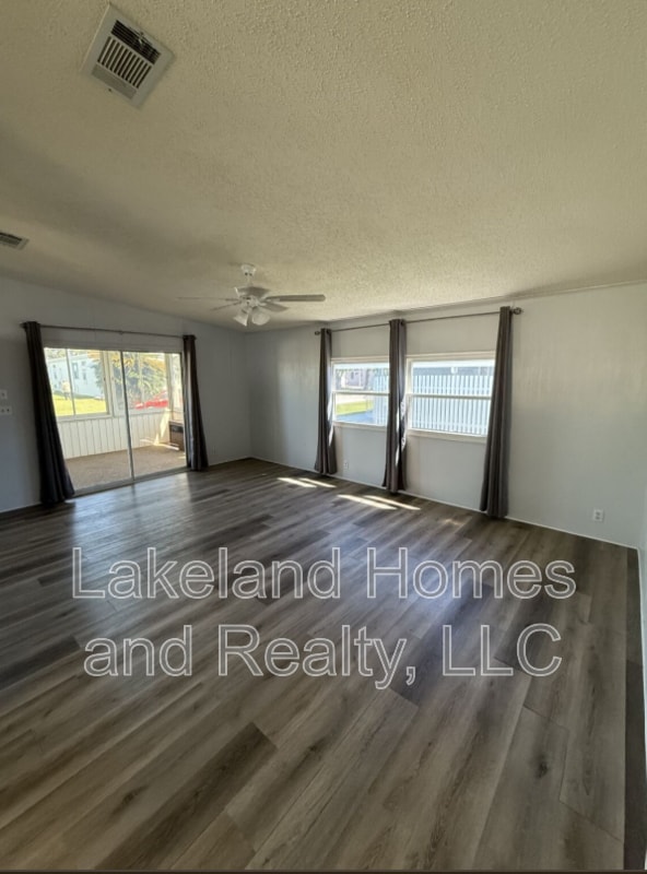 Photo - 1811 Sherwood Hill Dr