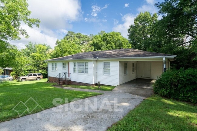 Photo - 112 19th Ave NW
