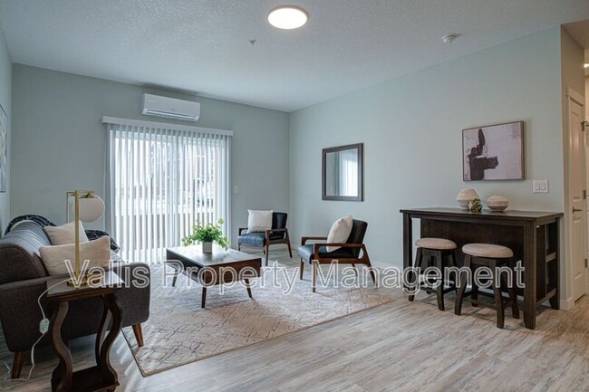 Photo - 13001 S Crompton Ln