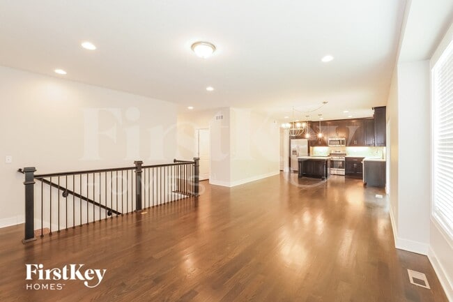 Photo - 1128 Blackpool Dr