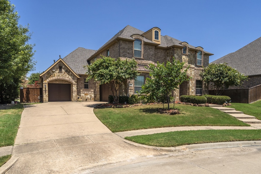 1604 Woodrose Ct