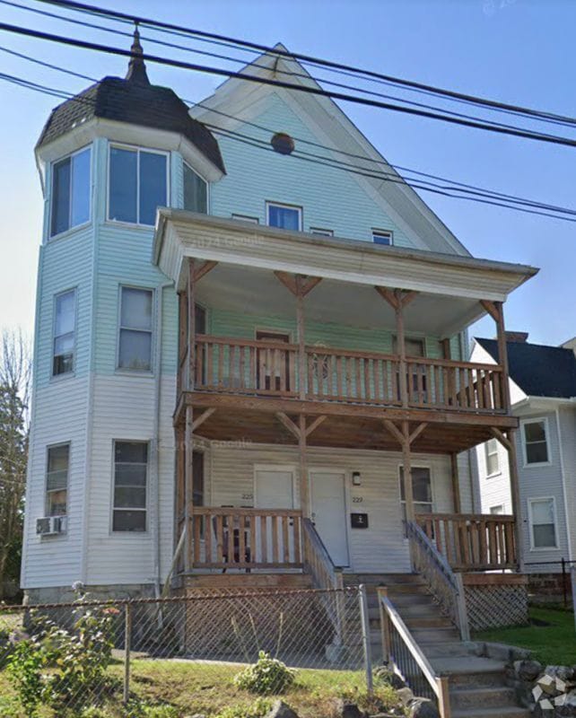 Building Photo - 225 Willow St Rental