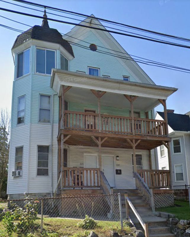 Photo - 225 Willow St Apartment