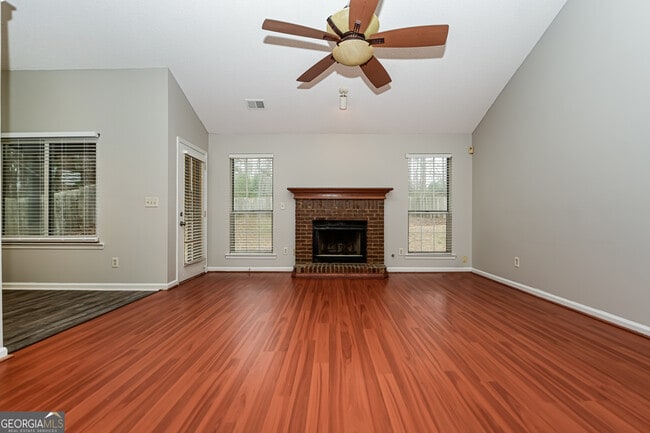 Photo - 5724 Rex Mill Creek