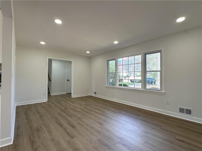 Photo - 2972 Pathview Ln