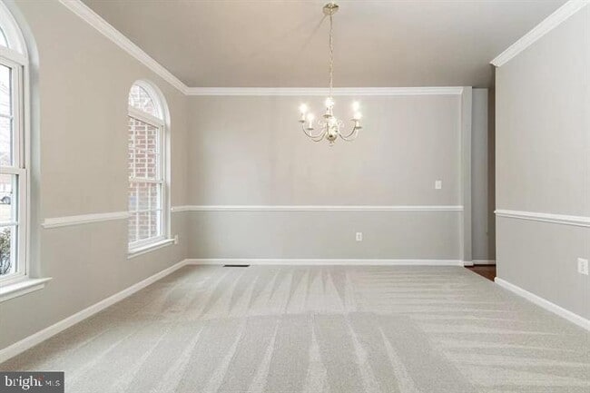 Photo - 564 Woodruff Ln