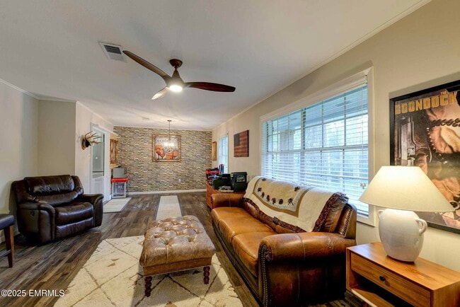 Photo - 108 Frances Ave