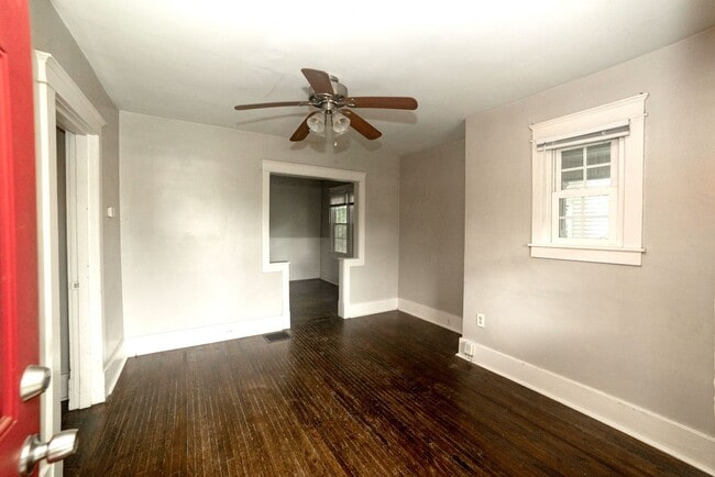 Photo - 2413 Emmett Ave Unit A