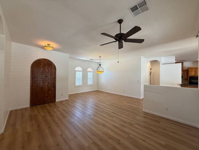 Photo - 4309 Scribner Way