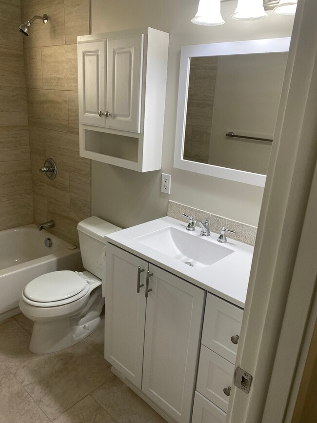 Photo - 4082 Liberty Ave